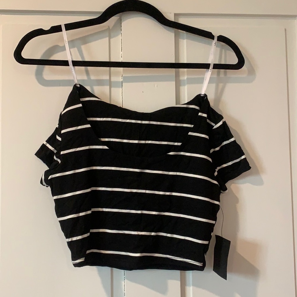 Lulus nwt matching set, crop top and skirt size small